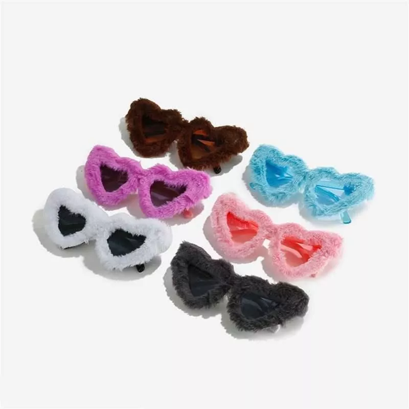 New Retro Heart-Shaped Soft Plush Sunglasses Women Fashion Blue Pink Eyewear Trending Men Cat Eye Sun Glasses Shades UV400 New Retro Heart-Shaped Soft Plush Sunglasses Women Fashion Blue Pink Eyewear Trending Men Cat Eye Sun Glasses Shades UV400