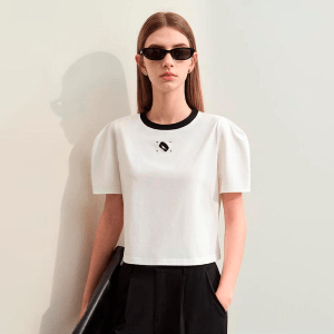 Summer Embroidered O-Neck T-Shirt with Mutton Sleeves